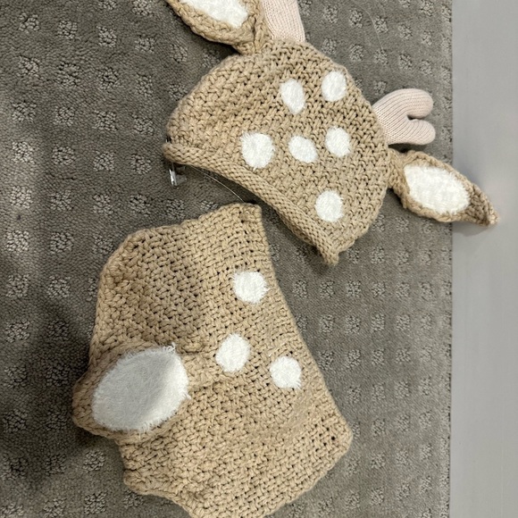 Baby deer outfit set for newborn pictures - Picture 3 of 3